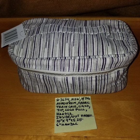 Nordstrom Makeup 3674 Nwt Rare Nordstrom Authentic Train Case